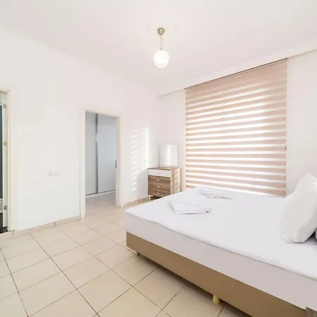Refreshing House With Private Pool In Antalya Apartmán