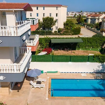 Refreshing House With Private Pool In Antalya Belek